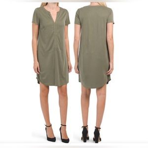 New Women’s Tahari Split V-Neck Seamed Knitted Dress